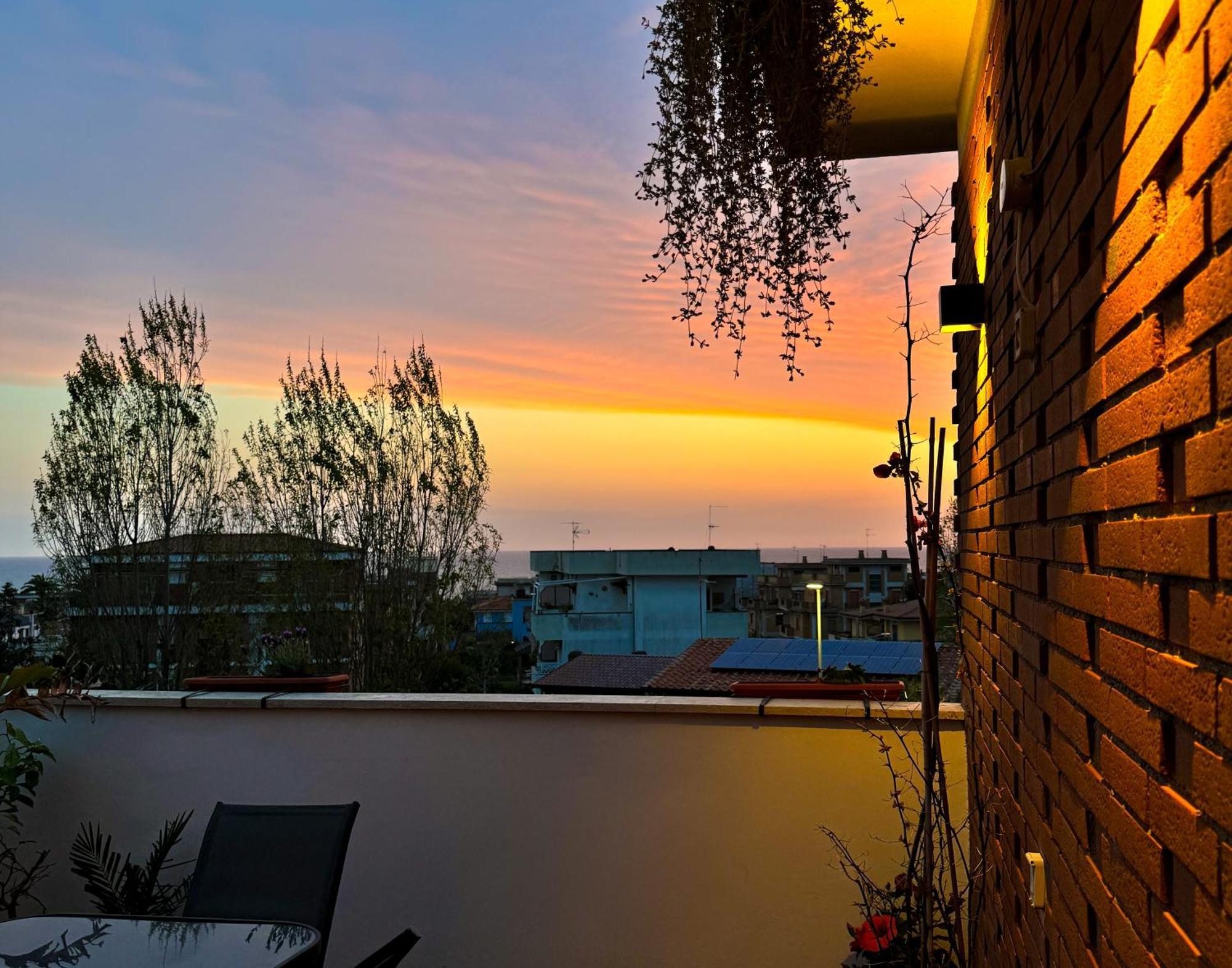 Kesya Seaview Apartment - Attico - 50Mt Dal Mare Anzio Dış mekan fotoğraf