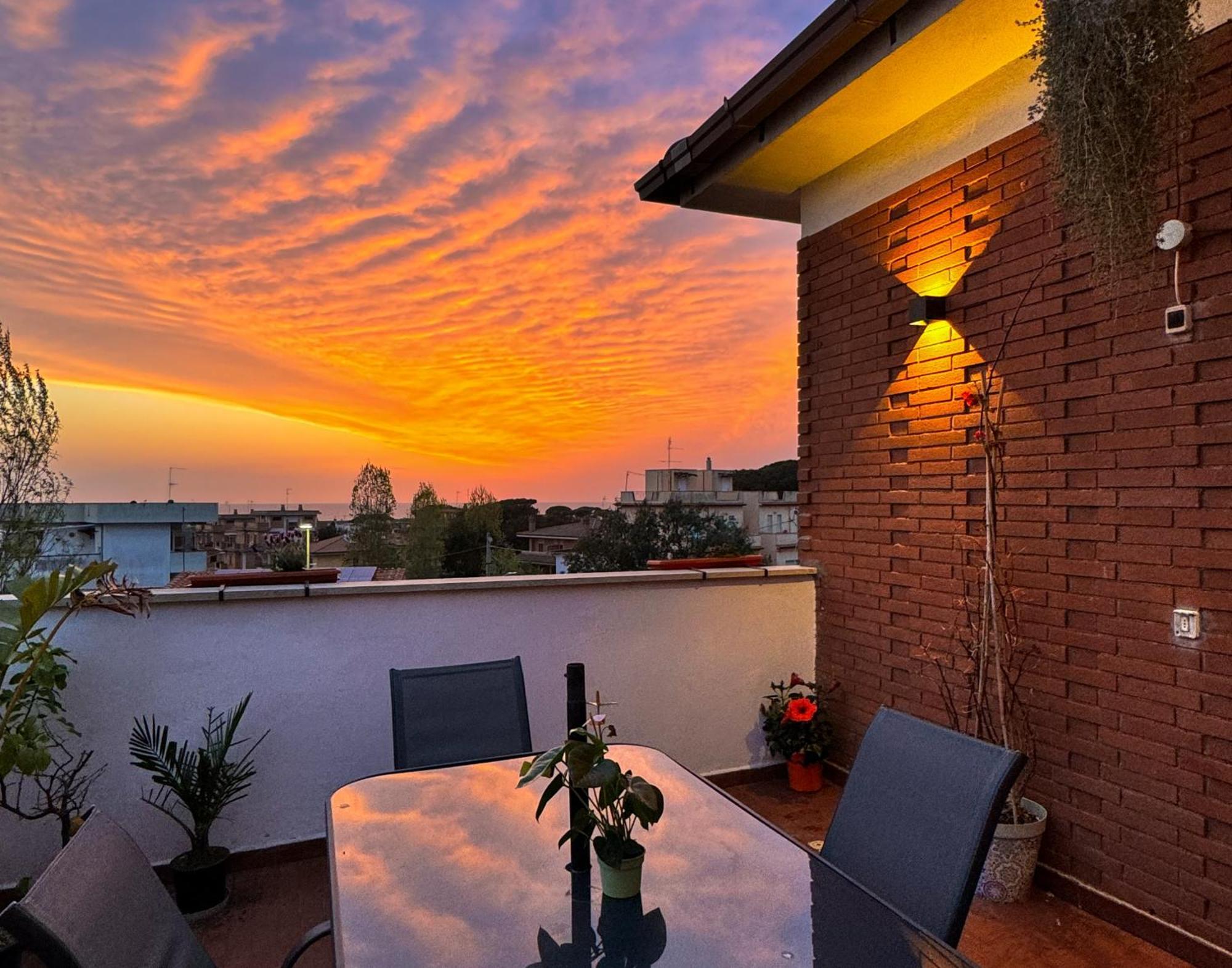 Kesya Seaview Apartment - Attico - 50Mt Dal Mare Anzio Dış mekan fotoğraf